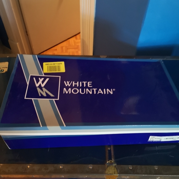 FREE SHIPPING💮 New In Box! White Mountain BOOTS💮 - Picture 9 of 9